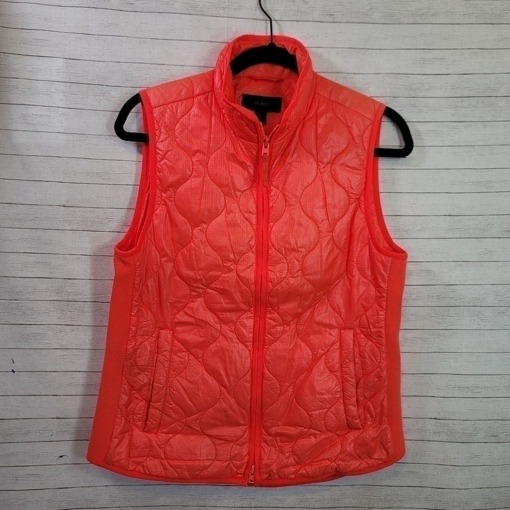 J.CREW QUILTED CORAL ORANGE PUFFER VEST, SZ SMALL